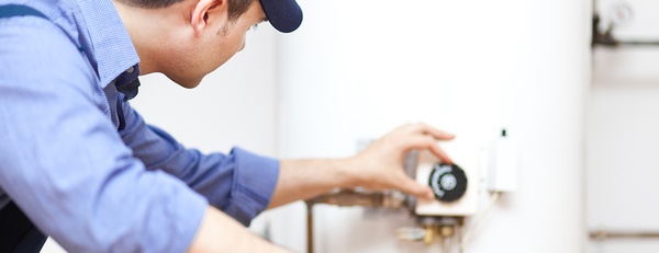What to do if your water heater leaks