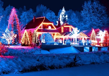 Holiday hazards: 5 tips for outdoor decor Holiday hazards: 5 tips for outdoor decor